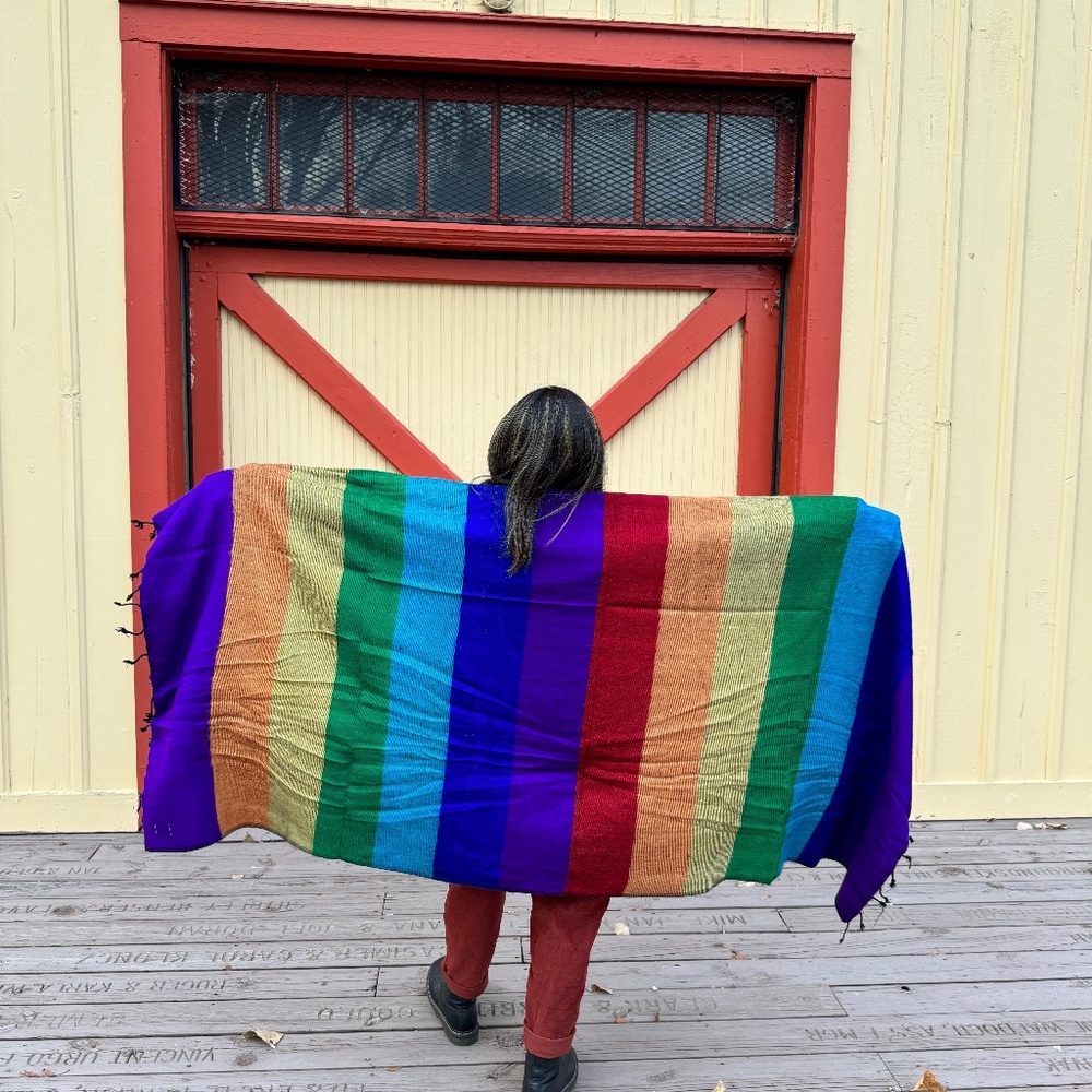 Himalayan yak wool shawl/wrap/scarf handmade in Nepal. Warm Soft Light.